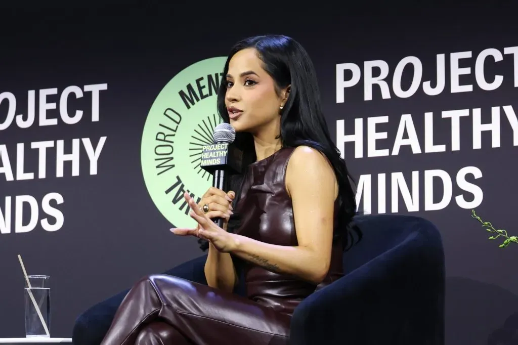 Becky G cierra el Festival del Día Mundial de la Salud Mental.